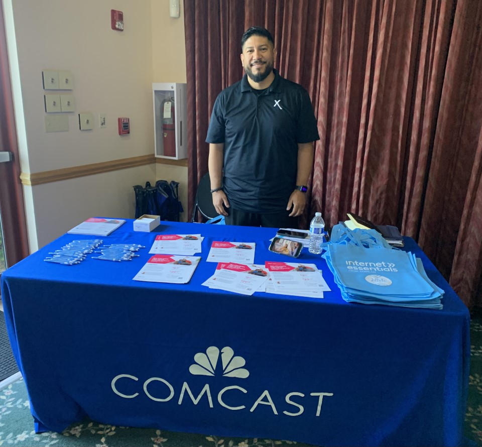 We had a great time at the Grundy County Senior Expo last week, where we spread the word about how #InternetEssentials can help seniors get connected to low-cost Internet. 💻 Thank you to everyone who stopped by! More on Internet Essentials 👉 comca.st/3VjyqR7