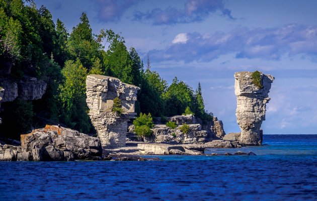 Cinco road trips emocionantes en Canadá para emprender en verano🚐🙌🇨🇦

Las maravillas naturales y escondidas del país están a un viaje en auto de distancia sin importar dónde te encuentres👏👍🗺️

Conoce más acá⬇️⬇️⬇️

torontohispano.com/publicacion/ci…