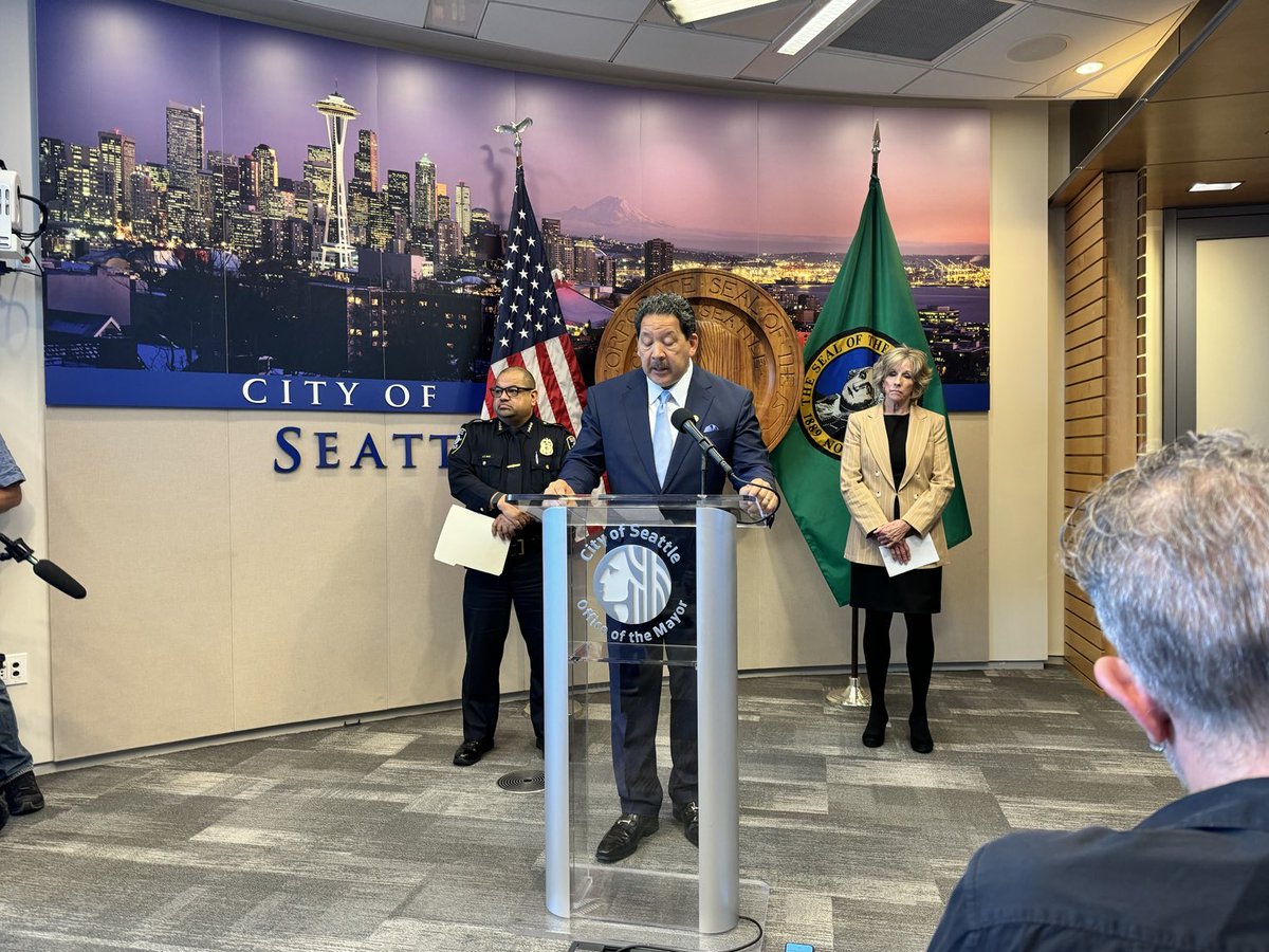 Live coverage right now on ⁦@komonews⁩ on the big change at Seattle Police Department.