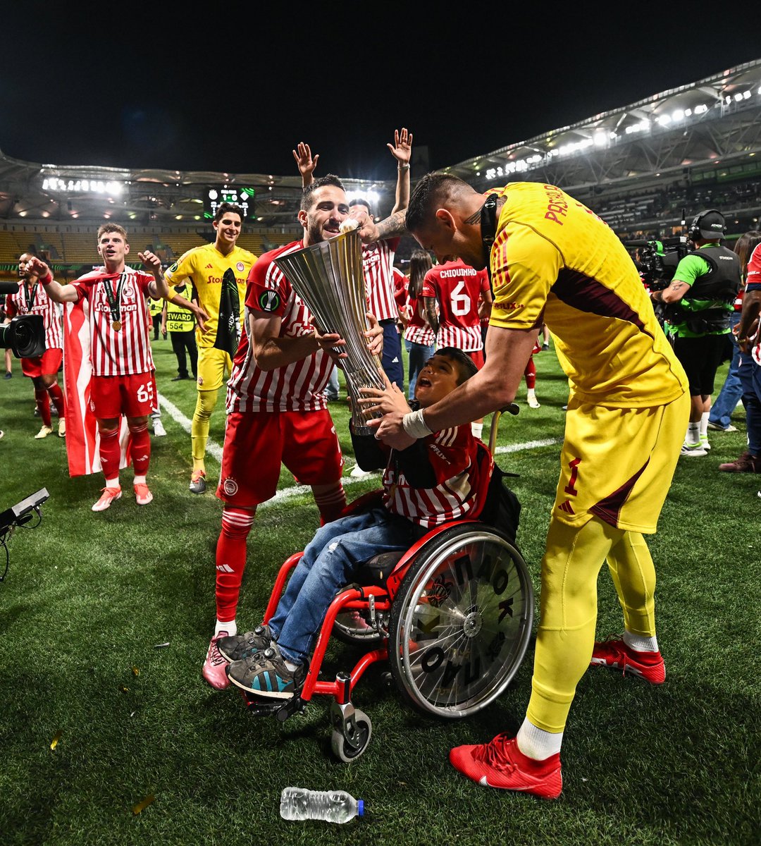 ❤️🤍

#UECLfinal