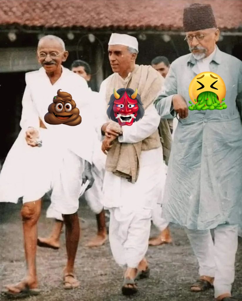 Prarambh0's tweet photo. @eternalroute पाकिस्तान के प्रथम तीन नागरिक 🤡

करमचंद गांधी ख़ुद एक बंदर था ब्रिटिशर का और हमें बेवकूफ बनाने के लिये तीन बंदर दे कर गया 🙈🙉🙊 https://t.co/m0k4FSe627