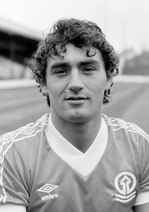 FootballRetroPlus tweet media