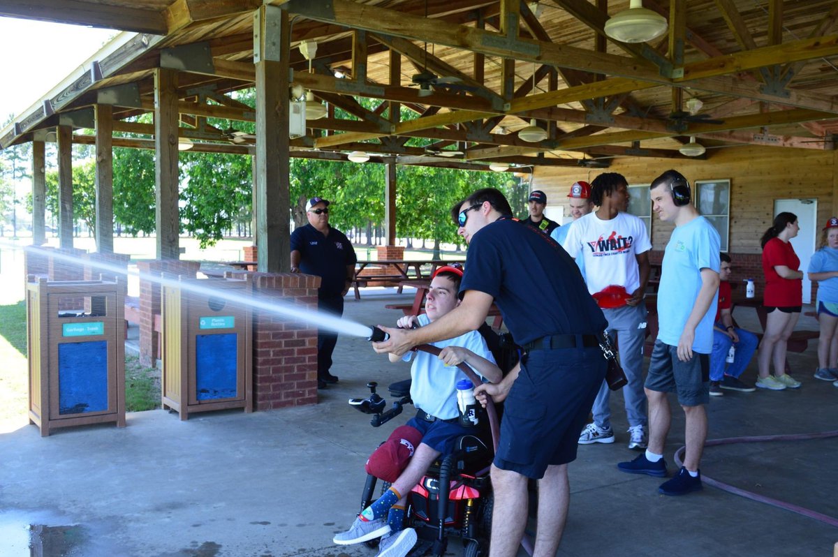 statesborofire's tweet photo. Our firefighters had an incredible time at Camp RAD! It was awesome getting to connect with these amazing campers. They were able to learn about fire safety as well as how to use the fire hose!

Thank you to the organizers and the amazing counselors for having us out. https://t.co/nT2htsqyJo