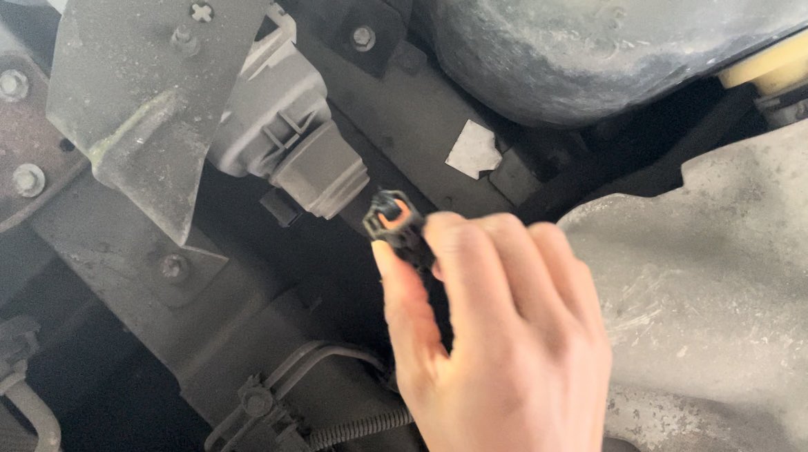 engineerklee's tweet image. Fixed the small EVAP system leak by replacing the leak detection pump and the “check gas cap” message went away 🙌🏾 this is the coolest journey God has been taking me on. I’ve never been under a car let alone have done car repairs a day in my life! God is just the coolest 🤍