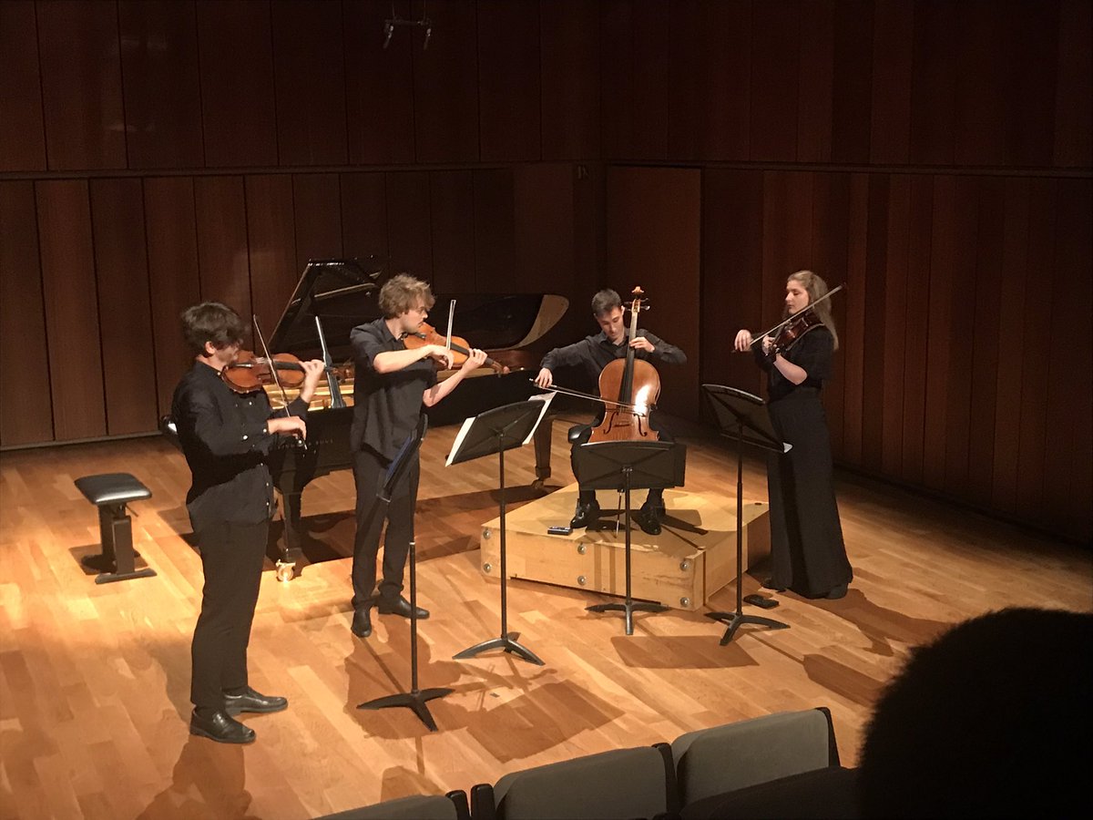 El #QuartetVivancos a l’@auditoribcn en la graduació a l’@esmuccat del seu fundador Jordi Prim. Recital de nivell amb la col·laboració d’un quartet cada cop més cohesionat, ple de vida i musicalitat. Felicitats i endavant! 😉🎶