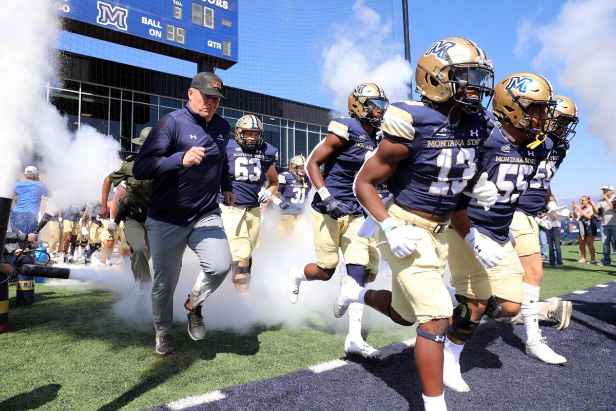 After a great conversation with @CoachBobbyDaly I'm excited to announce that I have received a D1 offer to play football for Montana State University!
#GoCatsGo #AGTG 

@bvigen @WFCoachCampbell @KelvinHunter21 @JUSTCHILLY @azc_obert @gridironarizona @KevinMcCabe987 @CodyTCameron…