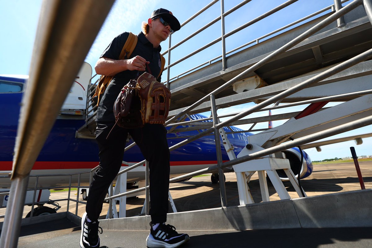 HailStateBB's tweet image. Air time 🛫

#HailState🐶