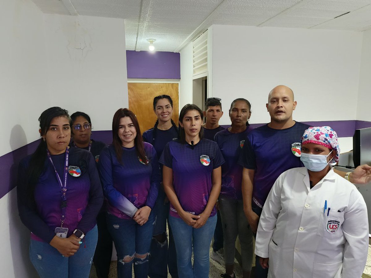 AlcRoscioNieves's tweet photo. #29May ||  Más de 100 personas fueron beneficiadas en la jornada de cirugía menor realizada en el Centro Clínico Municipal Rómulo Gallegos bajo las instrucciones de la Alcaldesa Sulme Avila. ¡La Salud es Prioridad!  #VamosPorMás @sulmeavila  🏥 https://t.co/b4wNTg8DPX
