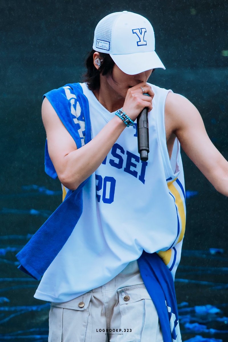 Seonghwa hot armpit

#ATEEZ #SEONGHWA #KPOPARMPIT