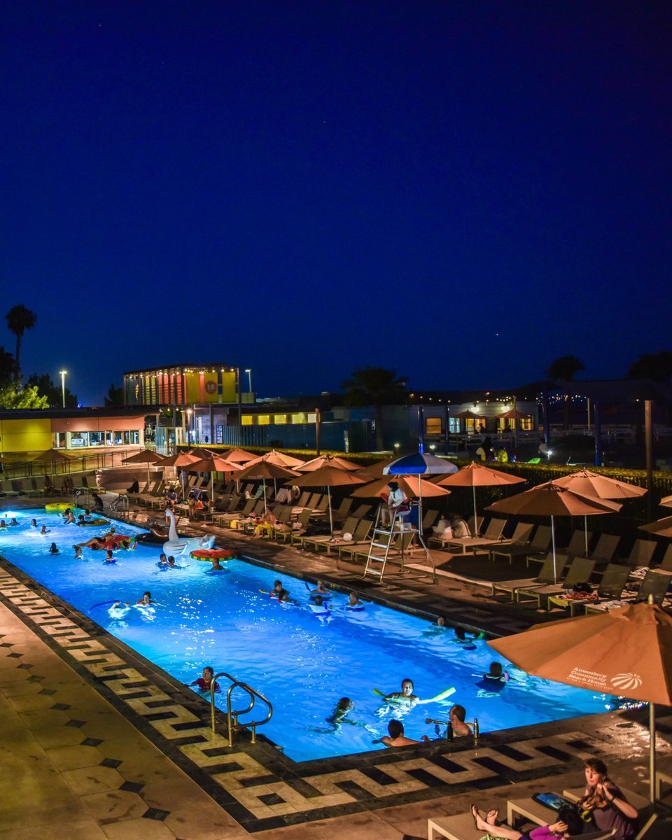 SMBeachHouse's tweet photo. Dive into @dublab’s Ocean of Sound, an evening of restorative listening. Enjoy a unique blend of genres, from electronic beats to soothing acoustic melodies -- on dry land or through underwater speakers in the pool. Registration in bio.
Sunday, June 2nd | 5p-8p
#dublab https://t.co/fn3oaXXVXZ