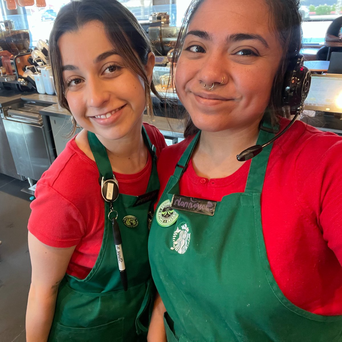 u feel that? we're RED-y To Bargain, folks 💋✊🔥

Union Starbucks partners are serving red looks at work AND the bargaining table this week as we continue working toward our union contracts with the company ❤️‍🔥