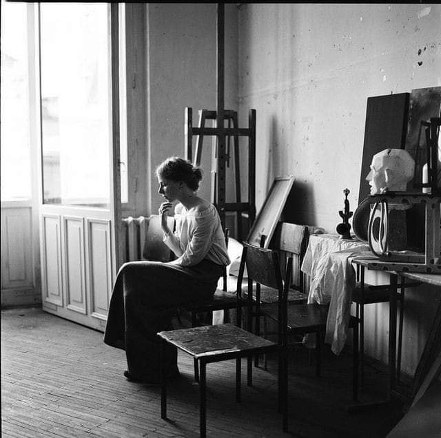 "El precio de cualquier cosa es la cantidad de vida que cambias por ella".
Henry David Thoreau
📷Zerno Roli