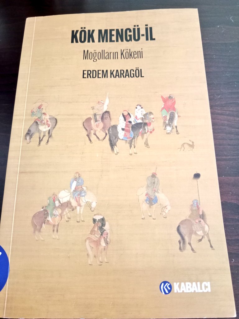 Yeni kitap yeni bilgi Bugünkü Moğolistan'da kurulan göçebe bir imparatorluk olan 'Xiongnu' HUN İmparatorluğu, Moğolistan Cumhurbaşkanı Elbegdorj'un kararnamesi ile ilk Moğollar kabul edilmiştir. Moğol Devleti'nin kuruluş yılı olarak da MÖ 209 olarak güncellenmiştir. Bu tarih