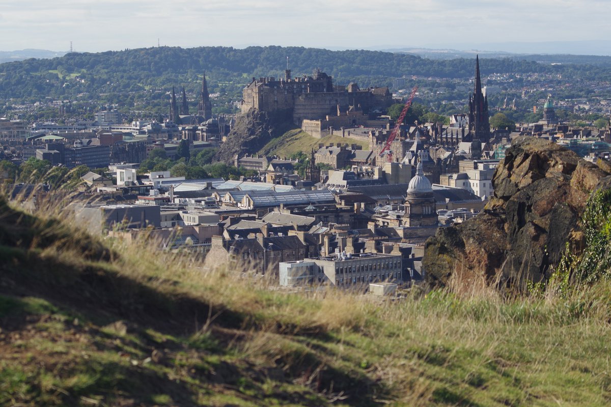 edinburghcastle's tweet image. A6. We will take any opportunity to share pictures of Edinburgh, every angle is just beautiful🥰
#ScotlandHour