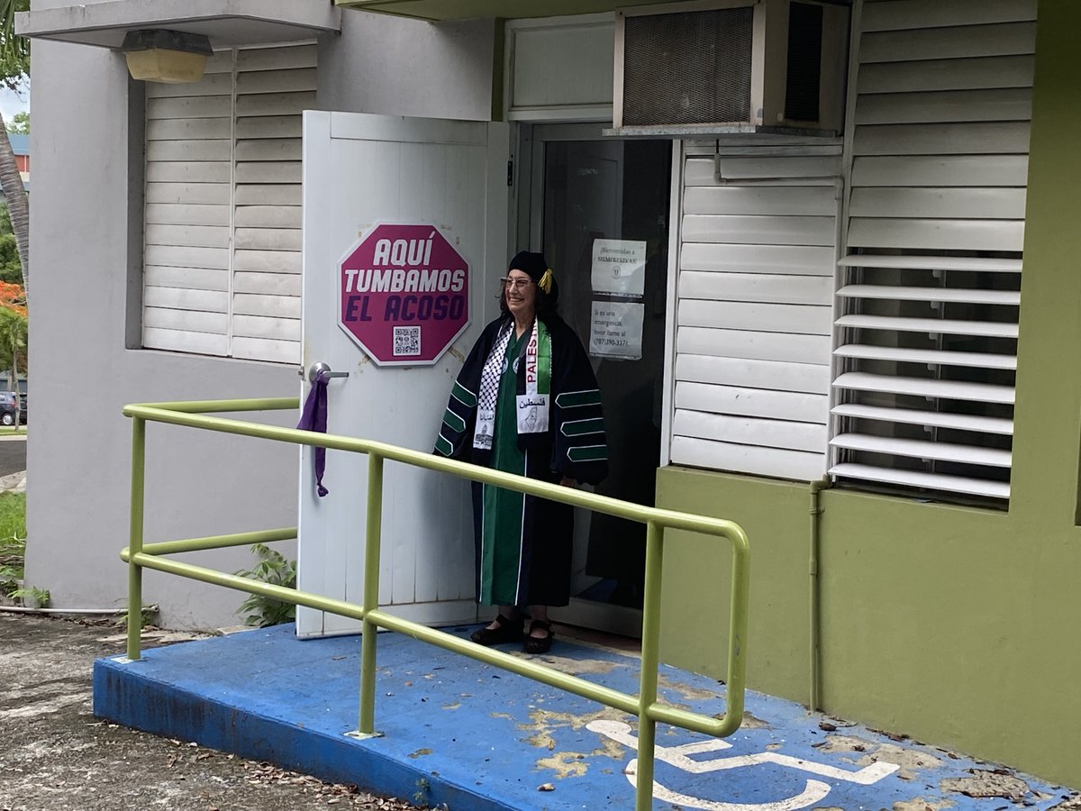 DOCTORA LUISA SEIJO MALDONADO YA SE ENCUENTRA PREPARADA PARA HOY RECIBIR SU MERECIDA DISTINCIÓN
Pendientes a las redes oficiales del RUM.