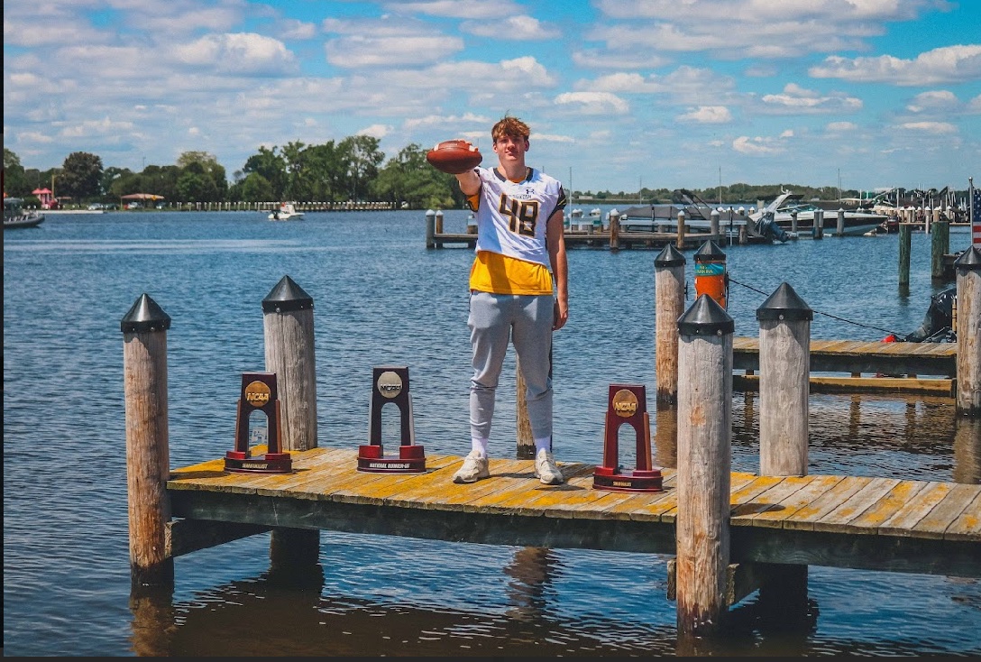 Jake Berkholtz (@berkholtzjake) on Twitter photo Thanks to <a href="/UWOFootball/">UW-Oshkosh Football</a> and <a href="/CoachJBRob/">Jack Robinson</a> for having me out for a junior day visit❕ Thanks to <a href="/UWOFootball/">UW-Oshkosh Football</a> and <a href="/CoachJBRob/">Jack Robinson</a> for having me out for a junior day visit❕