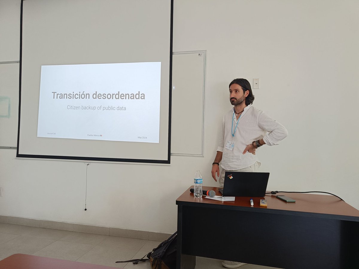 Look who's up next here at @csvconf: our brilliant Tech Lead @pdelboca is going to tell us about the Argentinian Government #OpenData preservation: a disorderly transition.
#commallama #csvconf