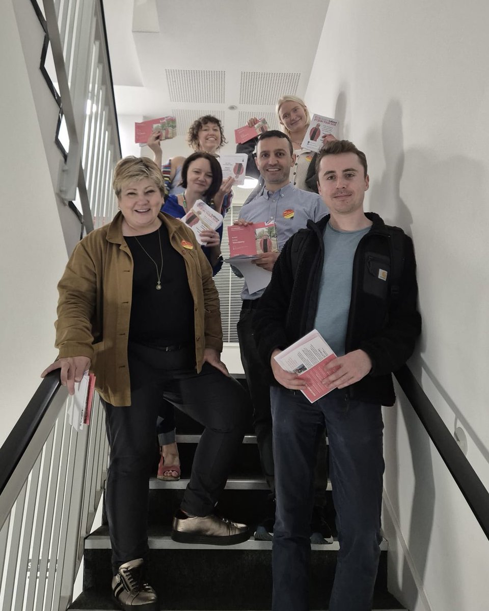 SHARING A LIFT IN LAYCOCK WARD The only way is up as they say! Lots of residents saying “get them out” as we campaign with Emily Thornberry… #VoteEmily #VoteLabour #Laycock #GE24 #Islington #London #Change @EmilyThornberry @UKLabour