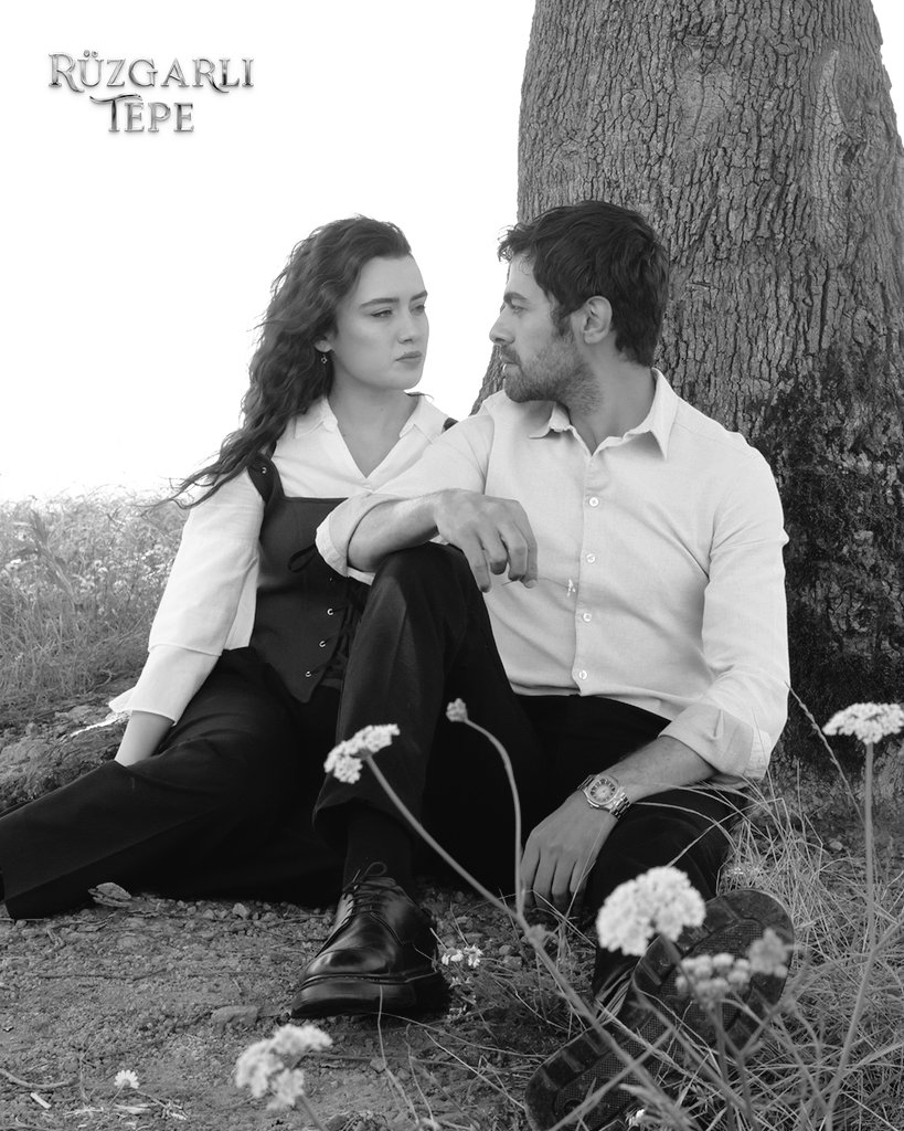 siyah beyaz bir film gibiydi aşkımız...🫀

#ZeyHal #RüzgarlıTepe
#CemreArda #GökberkYıldırım
