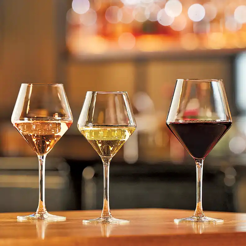 Perfect for events and hospitality settings, Reserve Contour Pour Control all-purpose #wineglass by Libbey to captivate guests and strengthen your bottom line! #RestaurantIndustry

🍷 Prevents excess pours
🍷 Improves aeration
🍷 Long-lasting bit.ly/4dmymar?utm_co…