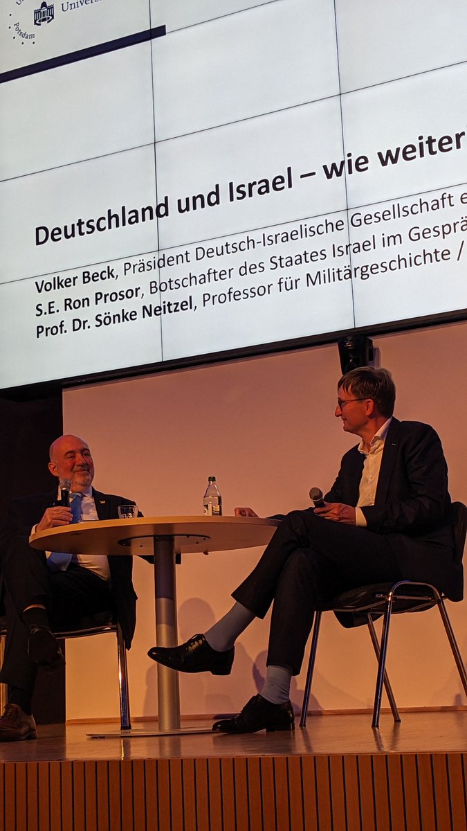 Danke an die <a href="/DIG_BB/">DIG Berlin und Brandenburg</a> &amp; die Universität Potsdam für die Möglichkeit einer offenen, kritischen und bereichernden Diskussion, wie sie an Universitäten stattfinden sollte. Leider sind viele Universitäten zu No-Go-Areas für Juden geworden, die gezwungen sind, ihr Studium online