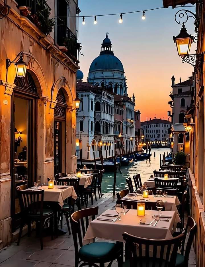 Evening in Venice, Italy