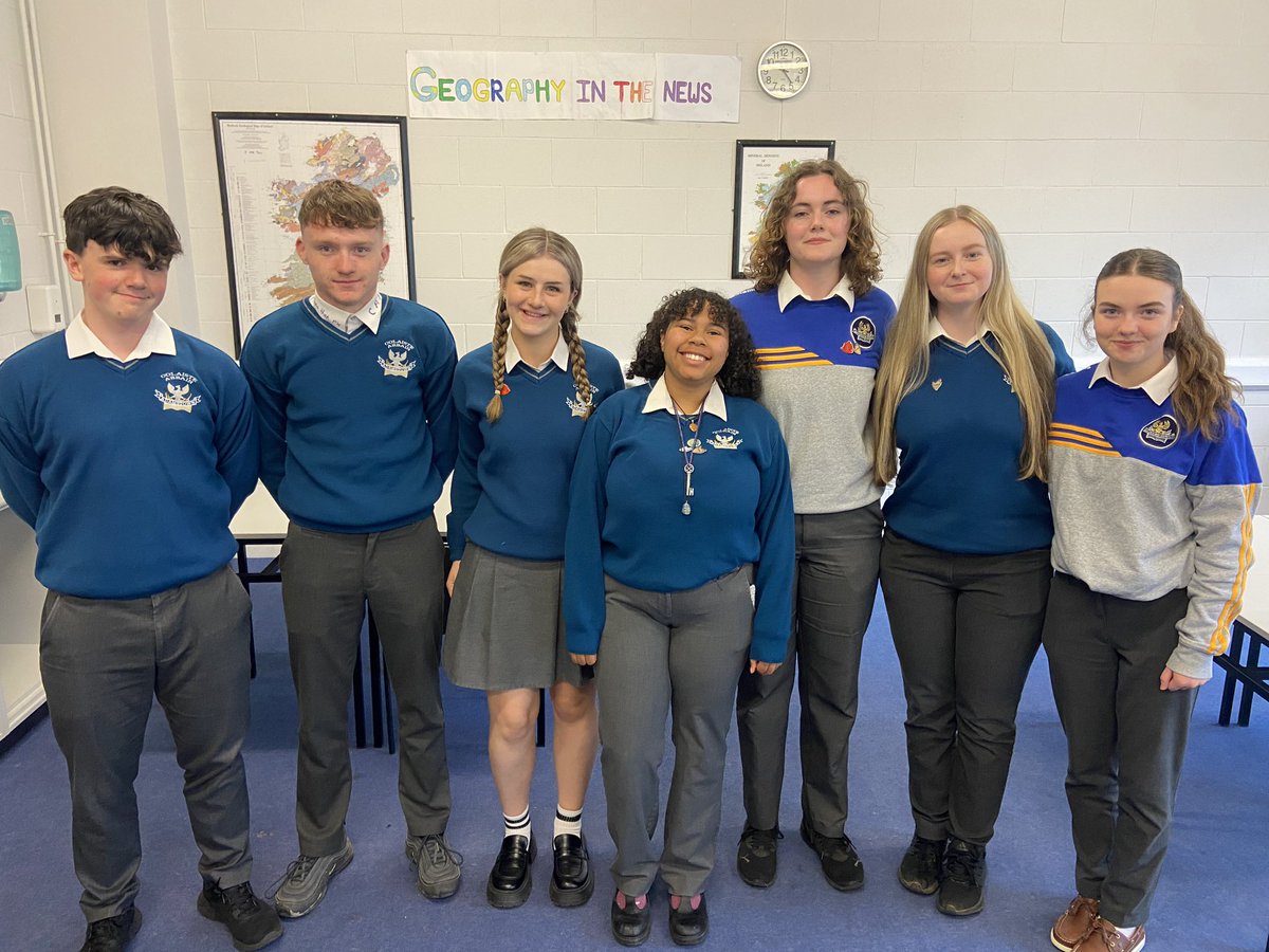 We would like to thank our outgoing Meitheal leaders for assisting at our parent information evening tonight. A super successful evening where over 60 parents attended the second parent event for 6th class parents. 
#transitions #community #care #wwetb