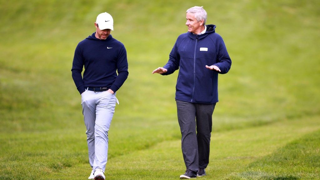 Rory McIlroy regrets getting 'deeply involved' in PGA Tour-LIV controversy while Mackenzie Hughes wins the press conferences (again) as voice of reason golfweek.usatoday.com/2024/05/29/rbc…