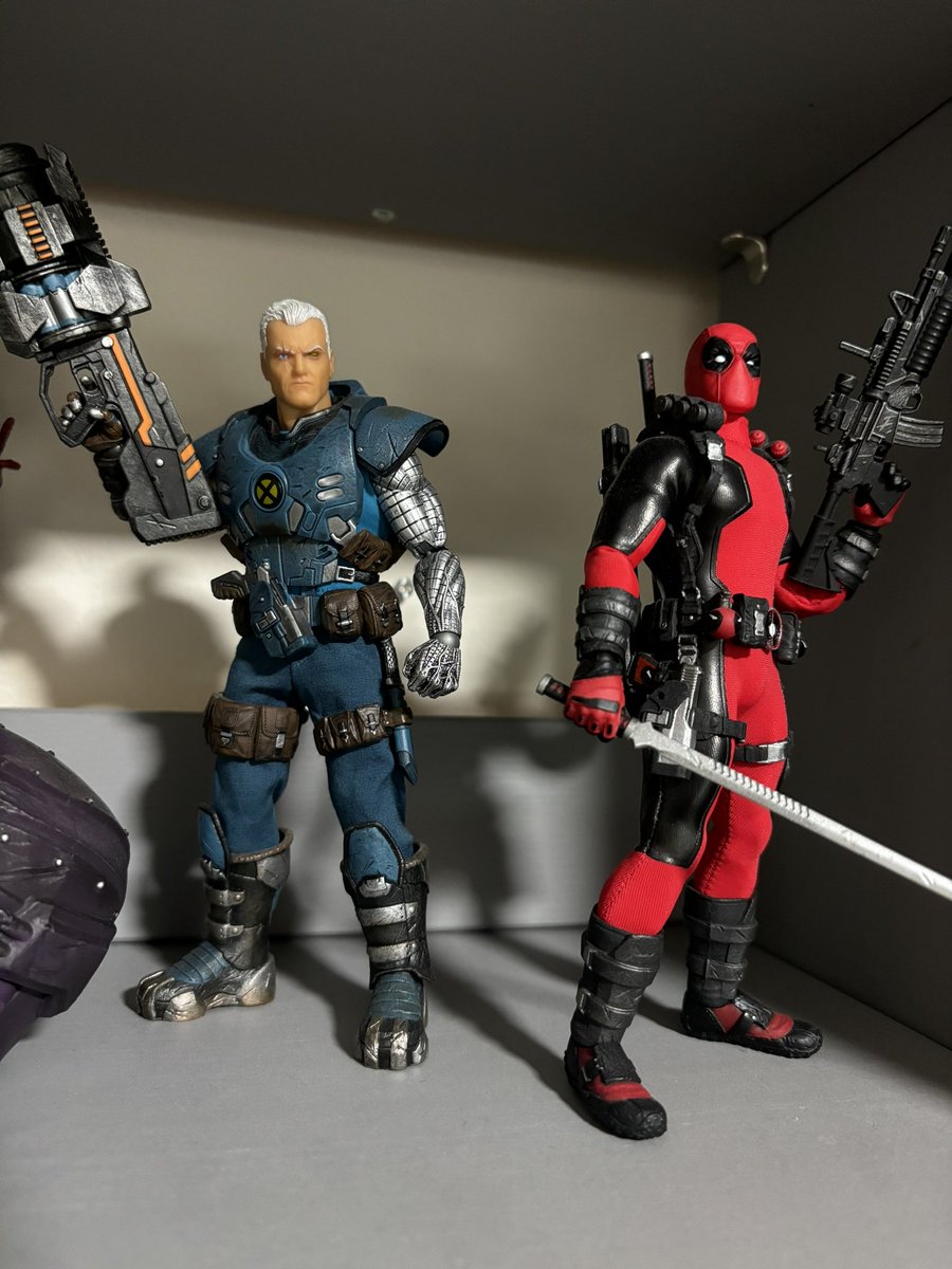 I’m listening to the making of Deadpool from @robertliefeld while I work today and you know I got some Liefeld creations in my collection 😎