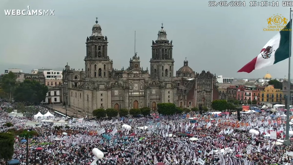 Ya hay lleno total en el Zócalo y calles aledañas para el cierre de campaña de Claudia Sheinbaum