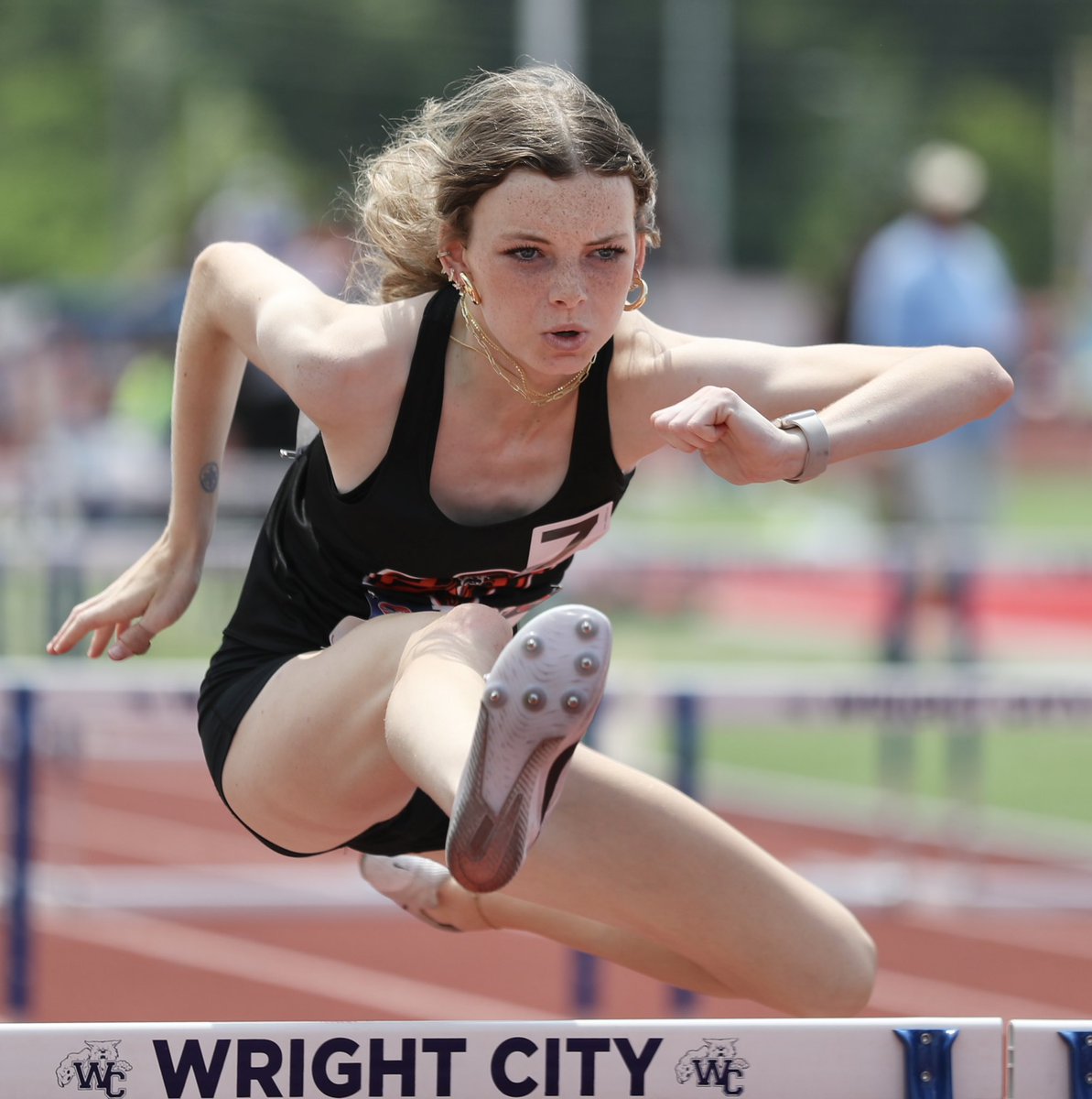 A few photos of @PCHSTrack_Field’s girls from the Class 5 MSHSAA Track and Field Championships over the weekend at Jefferson City High School’s Adkins Stadium. 📸 @Citizen_Ross