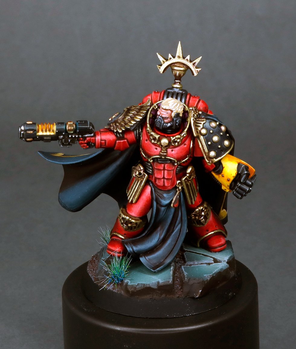Converted an Age of Darkness Praetor for my Blood Angels Heresy army!  Added some green stuff sculpting on his armor. #Warhammer #BloodAngels  #HorusHeresy