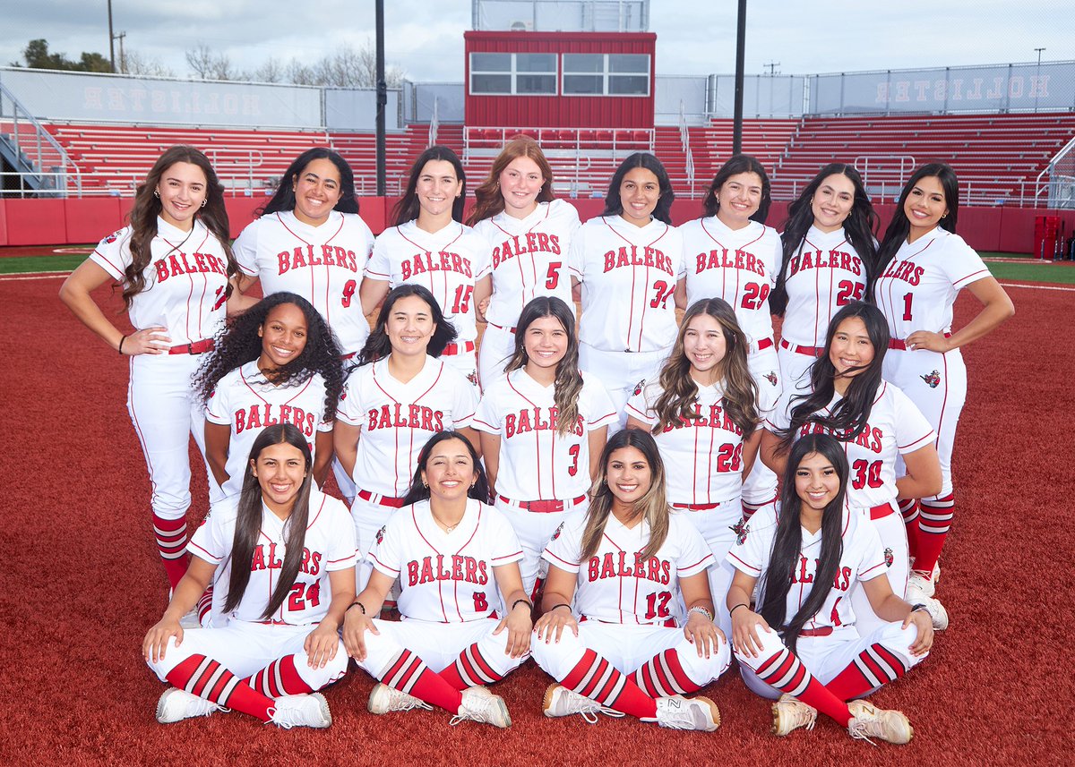 Congrats to the Baler softball players named PCAL Gabilan all-league: Mia Phillps is MVP & earned 1st-team honors; Madeline Bermudez & Dom Oliveira earned 1st-team nods; Grace Peffley & Johnny Casarez named to the 2nd team; Avery Chavez makes the league's sportsmanship team.