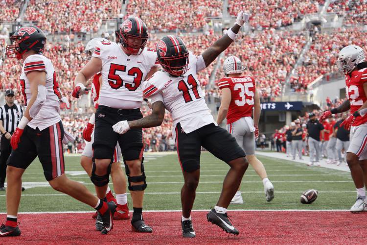 #AGTG After a great conversation with @DavisMerritt, I am blessed to receive an offer from Western Kentucky University! #GoTops @RecruitGeorgia @CoachDaniels06 @RecruitTheRoe @TheKramme @CoachToney