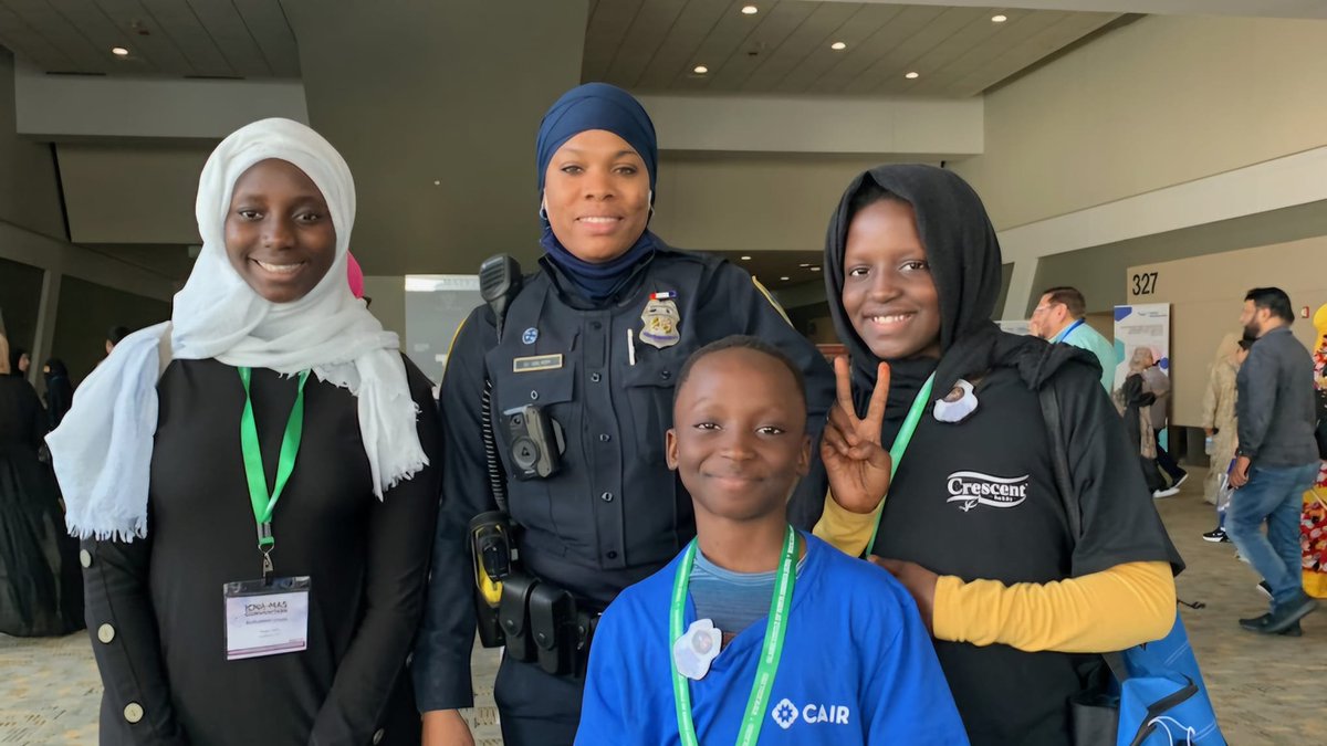 Northwest District NCO Officer Walker and fellow officers took part in the career fair at the ICNA convention. It was a fantastic opportunity for community engagement! Thank you all for your bravery and commitment.

#ICNA2024 #BaltimoreConventionCenter #CommunityEngagement