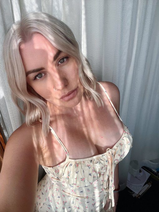 ✨✨✨ https://t.co/bPkYM3oZO9