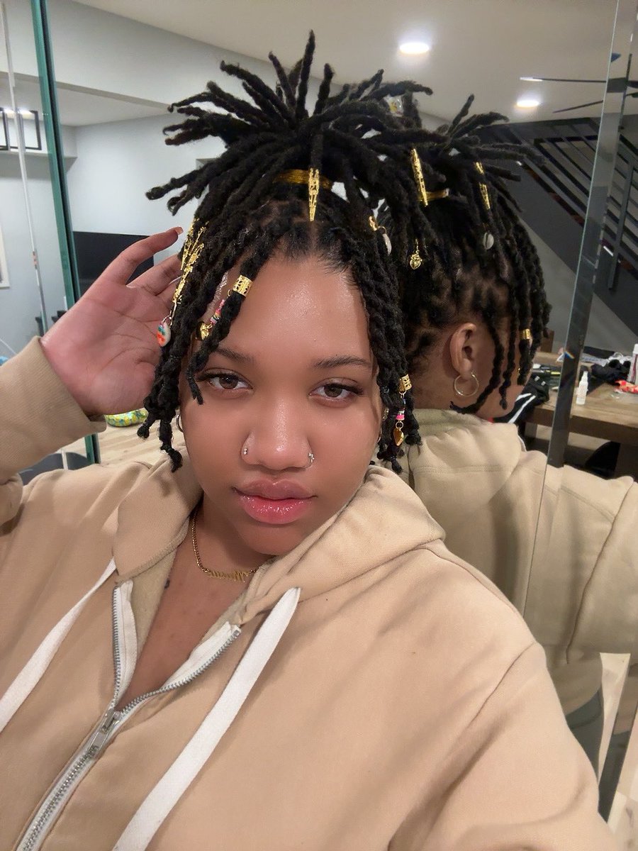 aintchumusiic_'s tweet image. I &amp;lt;3 Me ❤️ 
#womenwithlocs