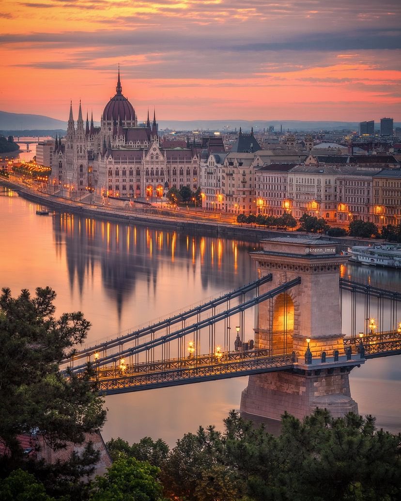 Budapest, Hungary 🇭🇺
📸:@krenn_imre