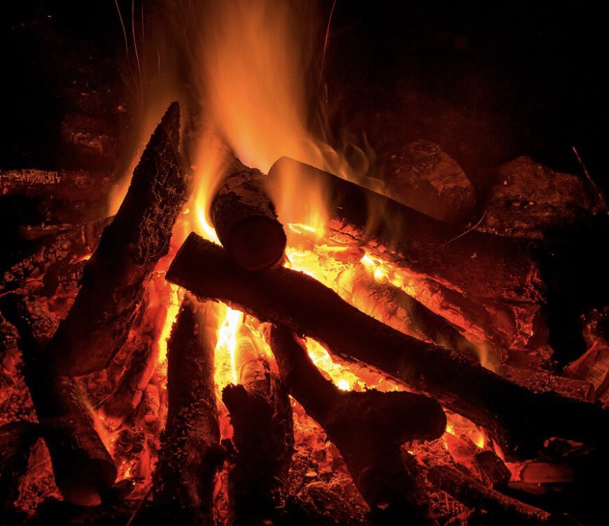 LucyDaviesCOO's tweet image. Gathered around the metaphorical fire in #spacesforlistening #400.  Slow burn foundations and the whoosh of buzzing energy.  Warmth, connection, space, love…thank you ❤️
@brigidrussell51 @charlie_psych @LeeDavidson33 @lornaskyw