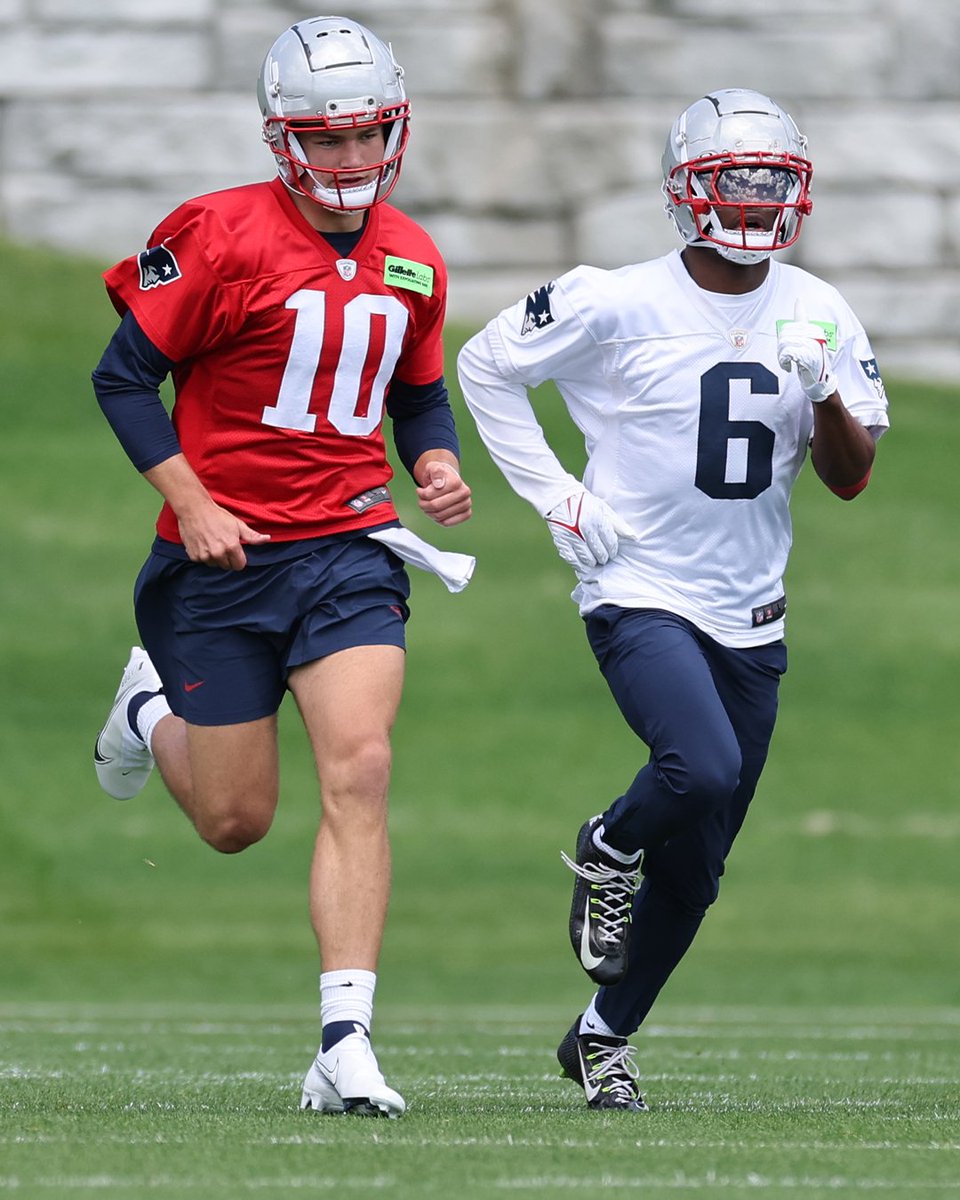 Drake Maye & Javon Baker showcase their skills in the second open practice. @ezlazar's OTA observations: bit.ly/3VnoJkV