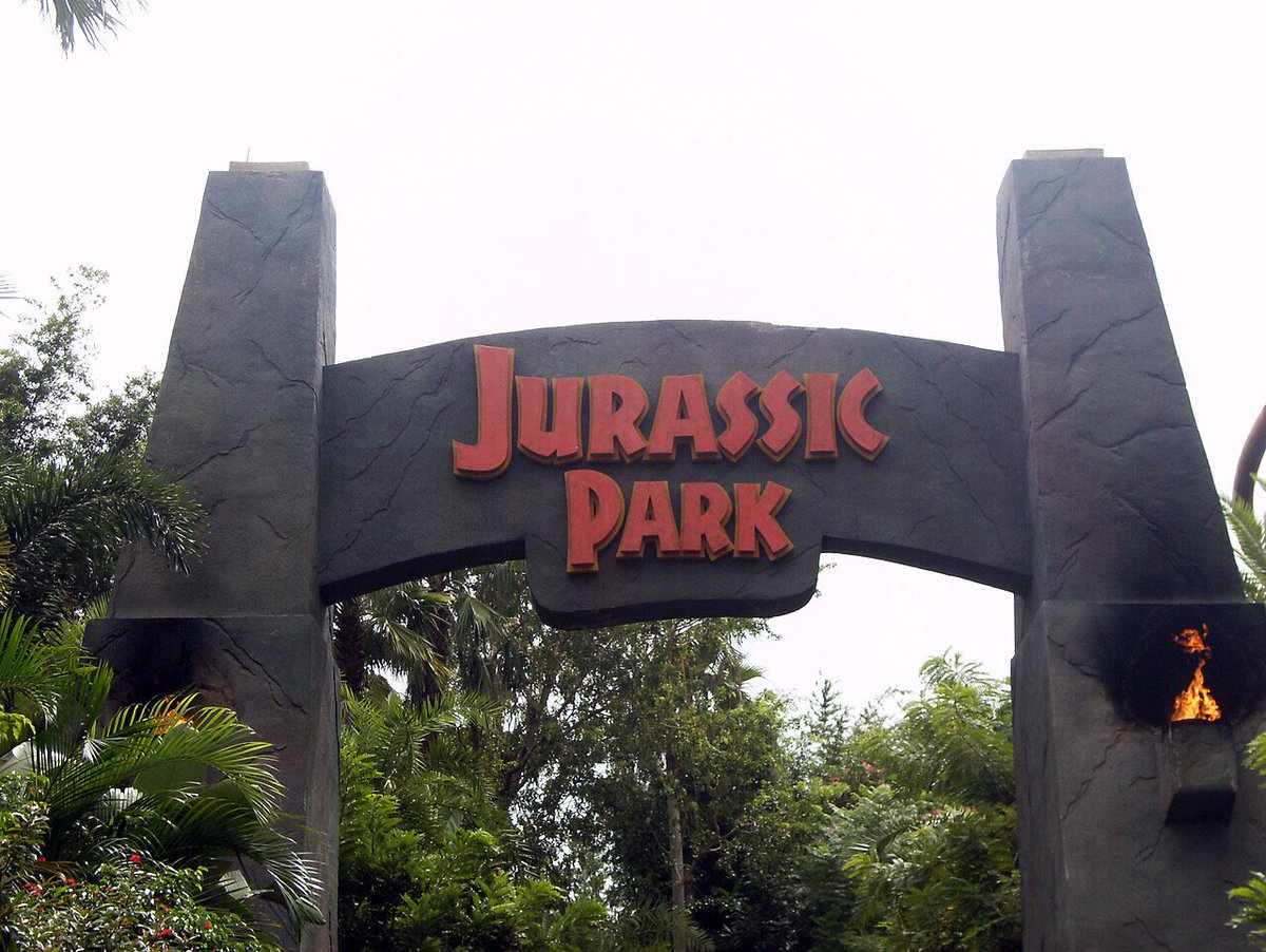mlynch5396's tweet photo. Happy 25th birthday to @UniversalORL’s #IslandsOfAdventure.
For #JurassicPark fans, there’s nothing like passing through Port of Entry for the first time, looking across the lagoon, and seeing the film brought to life…spared no expense.
#IOA25 https://t.co/bxknImPBGE