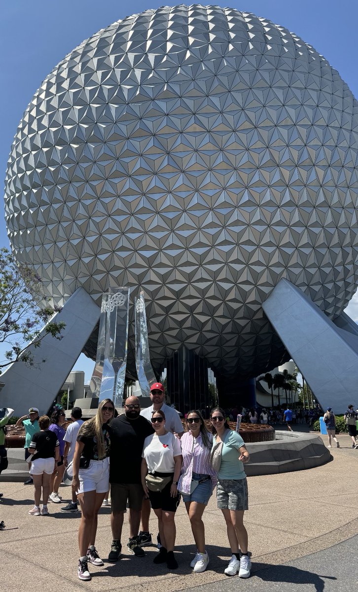 A BIG Florida North United shout out to <a href="/MRM8907/">Mike Martinez</a> and the Orlando Central Bomb Squad 💣! Congrats on an AWESOME Q1. Thanks for all you do each and every day!