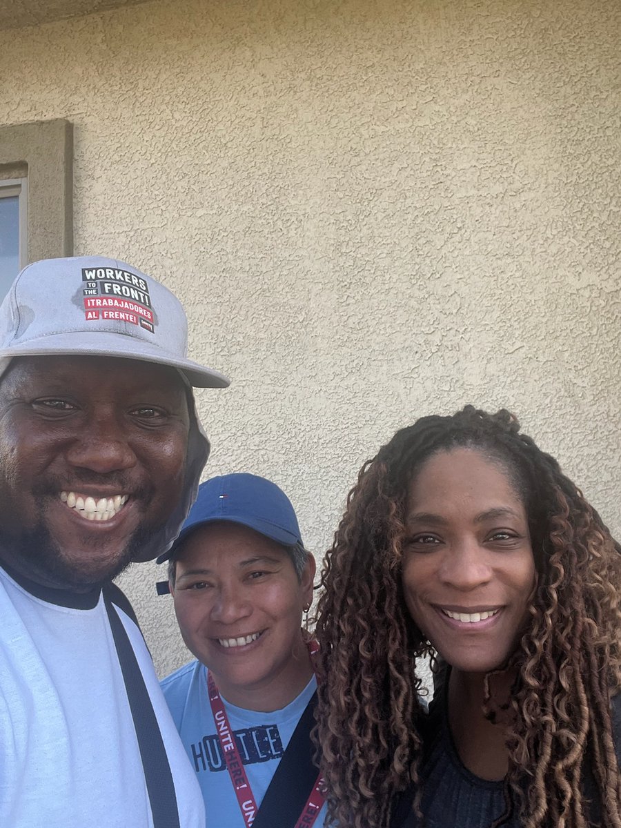 It's getting hot out here! ☀️ Culinary Union's political canvass team is out in the streets talking to voters about @LindaForNevada for AD17 and Nurse @GeoForNevada for SD3! Vote for better Democrats! 13 days until Election Day! #WeVoteWeWin