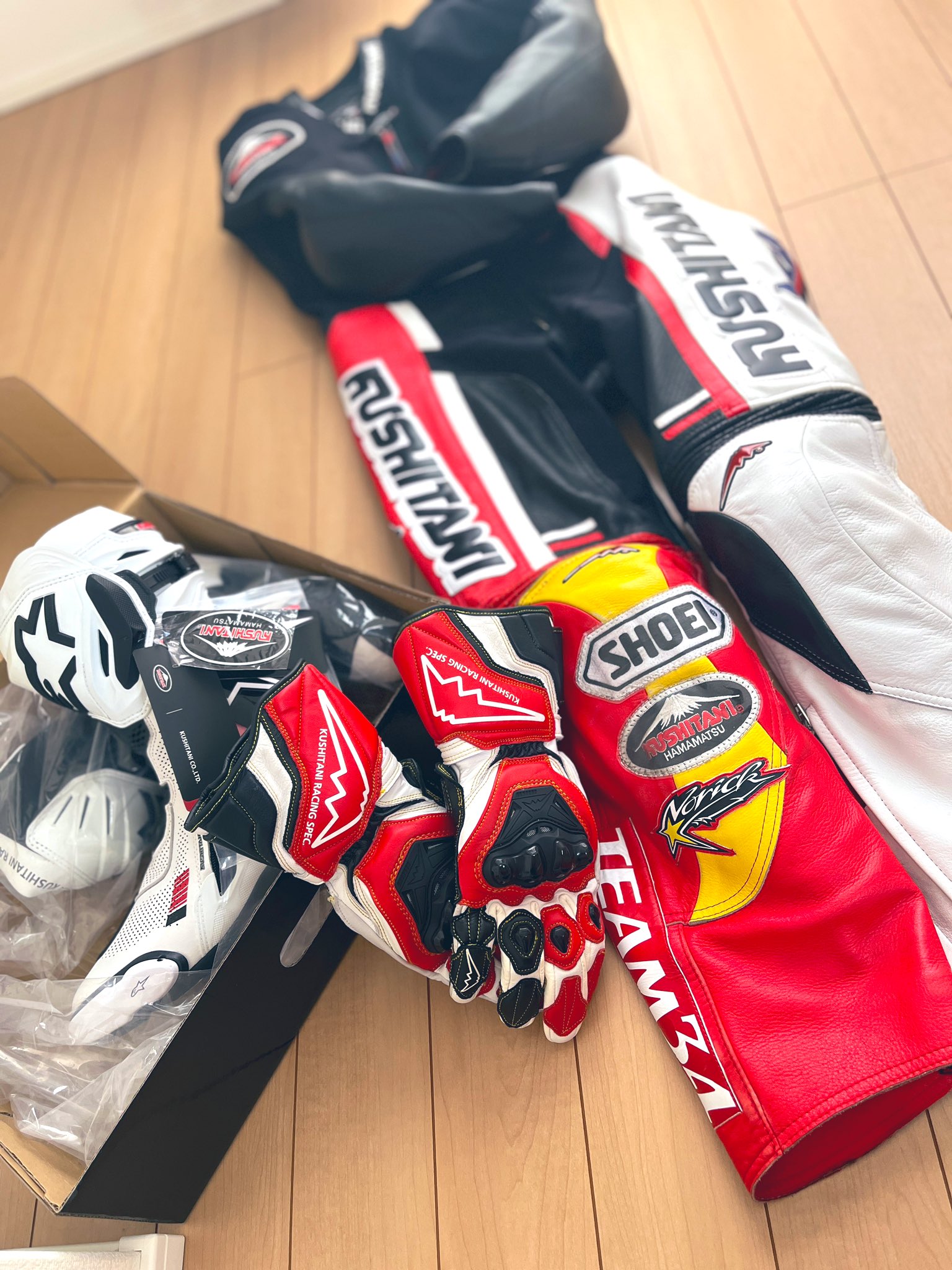 メローラ ペッカリー紺 カシミア濃赤 革手袋 グローブ MEROLA 楽天市場