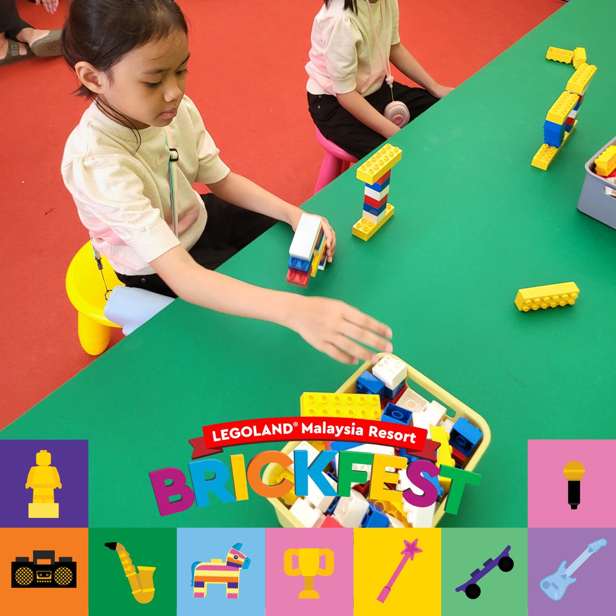LEGOLAND_MY's tweet image. Get along with us for an awesomeness BRICKFEST in LEGOLAND Malaysia Resort! Let's get your creativity bloom: 
📍BRICKFEST Playground
📍Fun With Craft
📍Racer's Workshop
📍Minifigure Trading 
and many more!
Explore: legoland.com.my/explore/shows-…  
#BRICKFEST #LLMR #SchoolHoliday