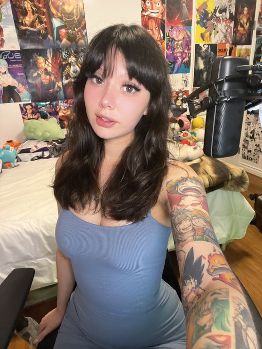 hi I&rsquo;m back https://t.co/LwEK7rB1cU