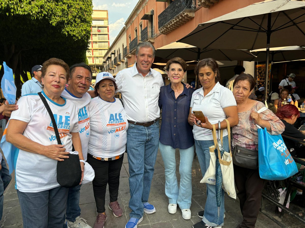 ¡En #León lo bueno debe continuar y vamos con todo con @AleGutierrez_mx! #ClaroQuePodemos hacer grandes cosas por las #mujeres🟣 y por todas las personas que confían en este gran proyecto ¡Muchas gracias León, #VotaSoloPAN 🔵 ! 💪🏻🩷 #AdrianaCandidataAlSenado #VotALE