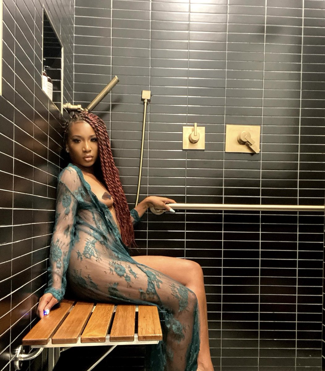 The Love Queen tweet media