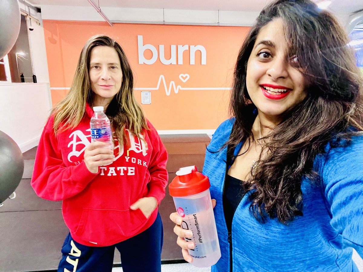 That’s day 78 at the gym wrapped up! 💪 Took my friend @TheaStylistLdn with me for the workout today and had a great discussion about social media changing elections #TikTokWar 👀 - can brainstorming be done with a workout? I think so! All that endorphins inspires creativity💃