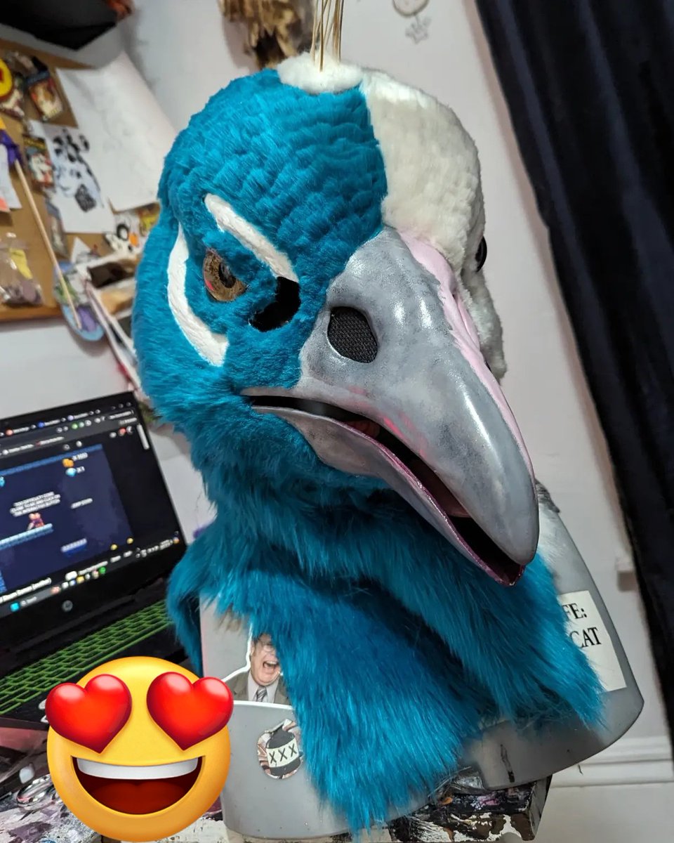 velvet_guts's tweet photo. Happy #wipWednesday from me who's attempting to get this bird done for Friday!

This suit will go along with a pair of arm wings!

Base by dragonartist15 

#furry #fursuit #fursuitmaker #furryfandom #fursuiter #fursuitsale #furrysale #fursuitforsale https://t.co/1a8TXfB3TB